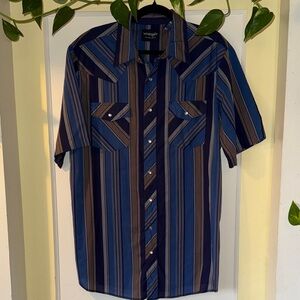 Wrangler Men's Multicolor Striped Button Down Shirt